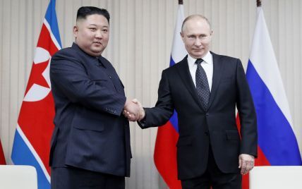 Ким Чен Ын прибыл в Россию - СМИ