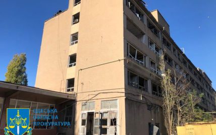 Ракетный удар по судоремонтному заводу в Одесской области: появились детали и фото с последствиями атаки