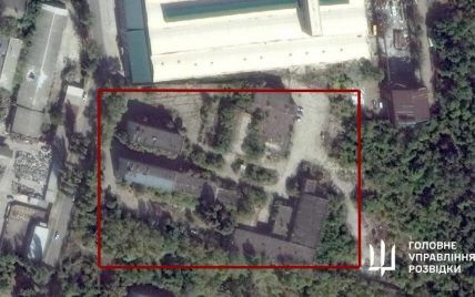Поразили высокоточной ракетой: ГУР в Донецке уничтожило российский склад с вооружением