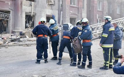 В Запорожье повреждено более 40 домов после ночной атаки: фото с места событий