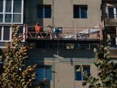 В Буче восстанавливают многоэтажки, пострадавшие от российских оккупантов. Кравченко проверил как продолжаются работы - фото 14