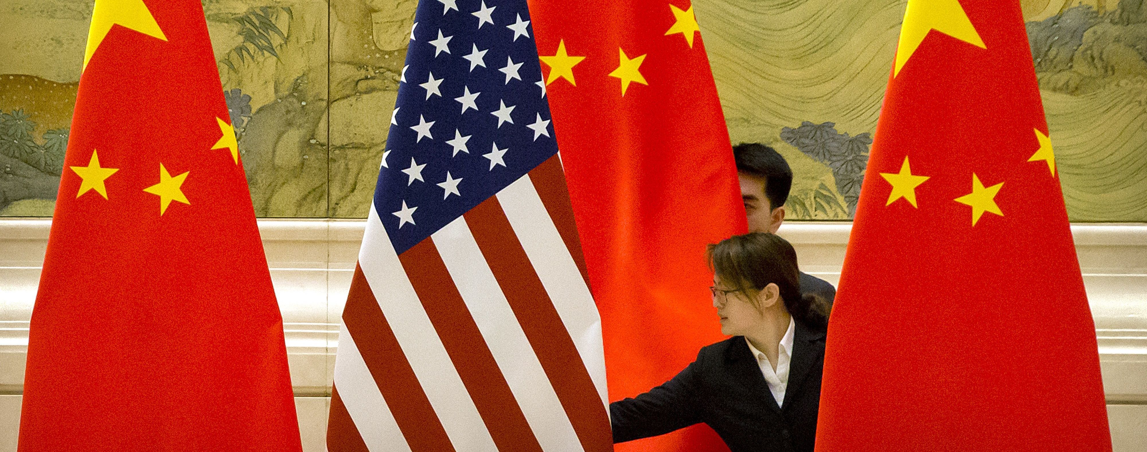 США и Китай договорились возобновить военные связи — СМИ