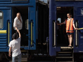 День "железных людей": Зеленский объяснил, почему железная дорога - гораздо больше, чем просто транспорт - фото 18