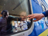 День "железных людей": Зеленский объяснил, почему железная дорога - гораздо больше, чем просто транспорт - фото 19