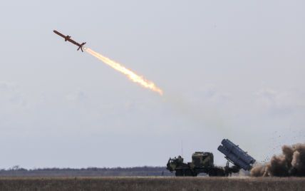 Взрывы в Севастополе: РФ заявила об атаке ракетами "Нептун"