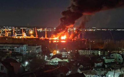 В Крыму после подрыва десантного корабля "Новочеркасск" вспыхнули еще несколько пожаров — фото
