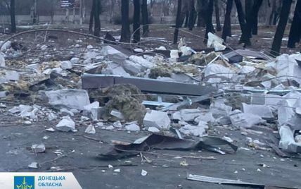 Оккупанты атаковали ракетами Мирноград: есть погибший и раненая