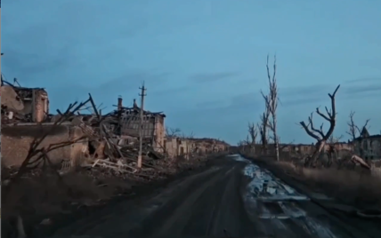 Соледар разрушен дотла: угнетающее видео из оккупированного города