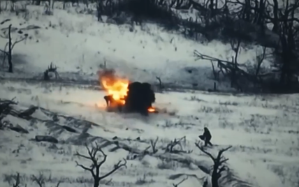 Украинский дрон уничтожил эвакуационную группу окупантов: видео с поля боя