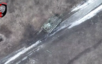 Украинские военные эпически уничтожили российский танк Т-90 (видео)