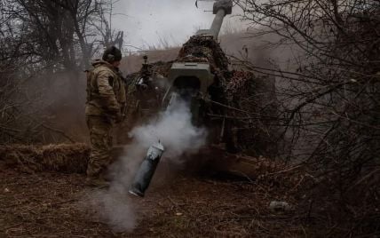 "Ми продовжуємо відступати і ніхто не може з цим нічого зробити" – Чмут про ситуацію на фронті