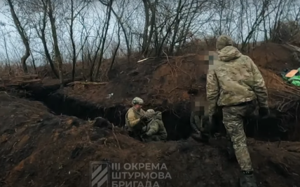 "Ми – русскіє": як бійці Третьої штурмової взяли в полон 6 окупантів, вдавши "своїх" (відео)